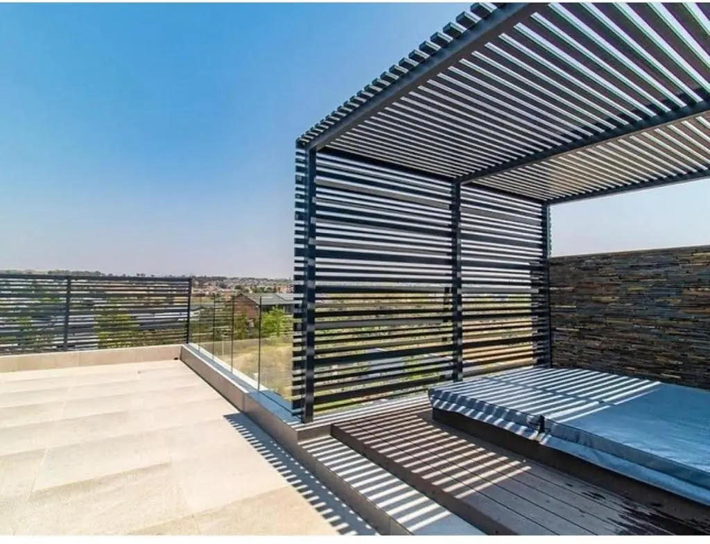 Steel pergola framework