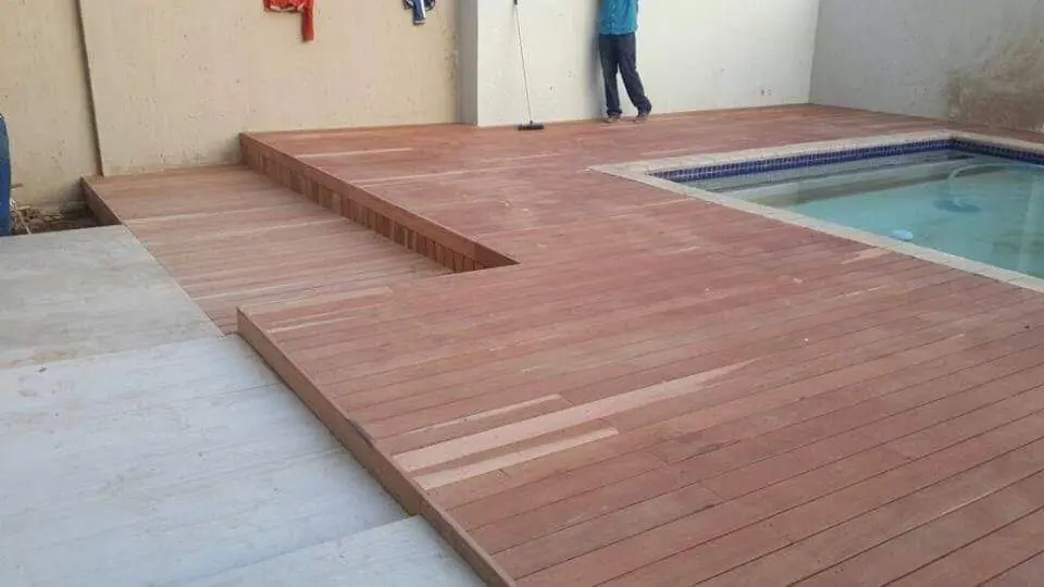 Timber pool surround